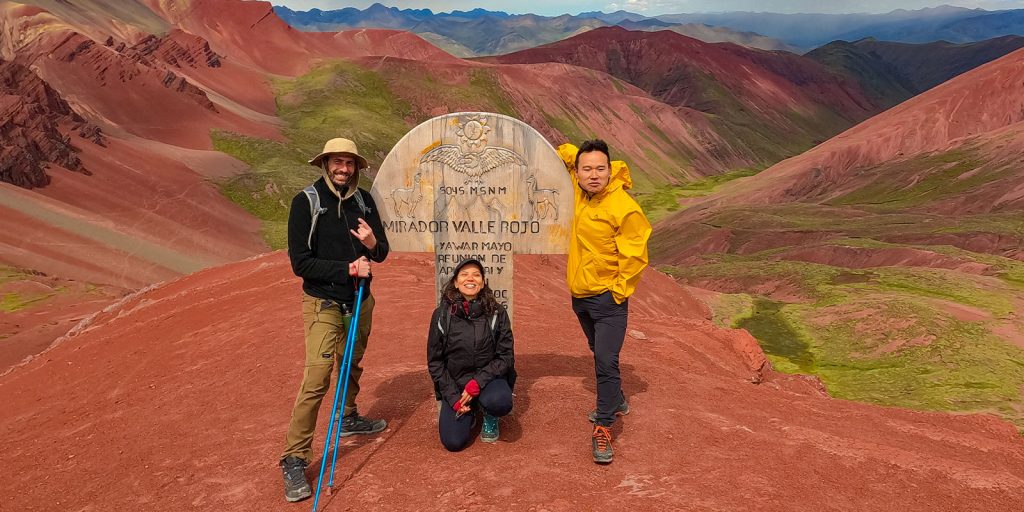 rainbow mountain red valley