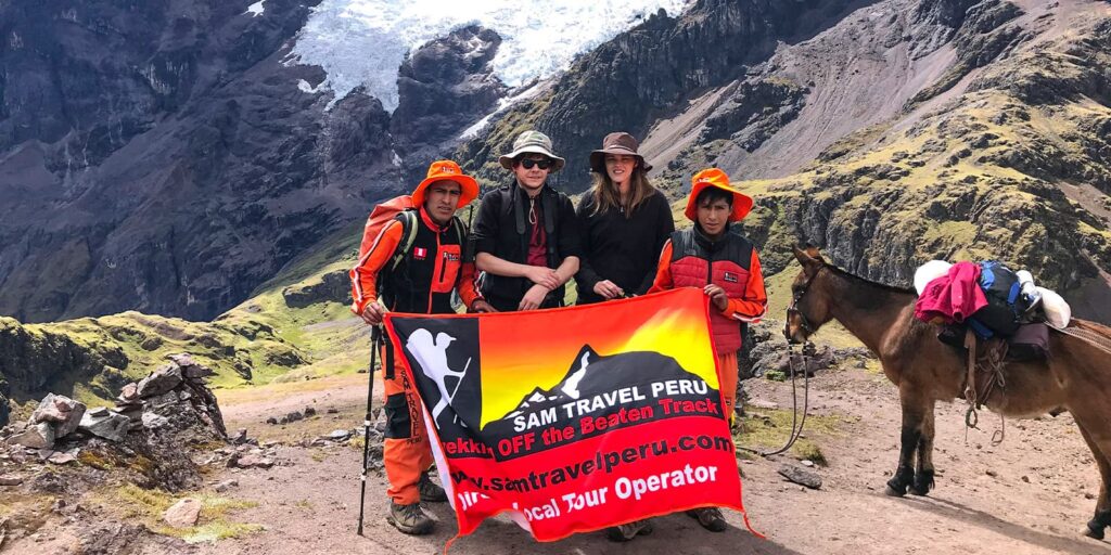 lares hike mountain