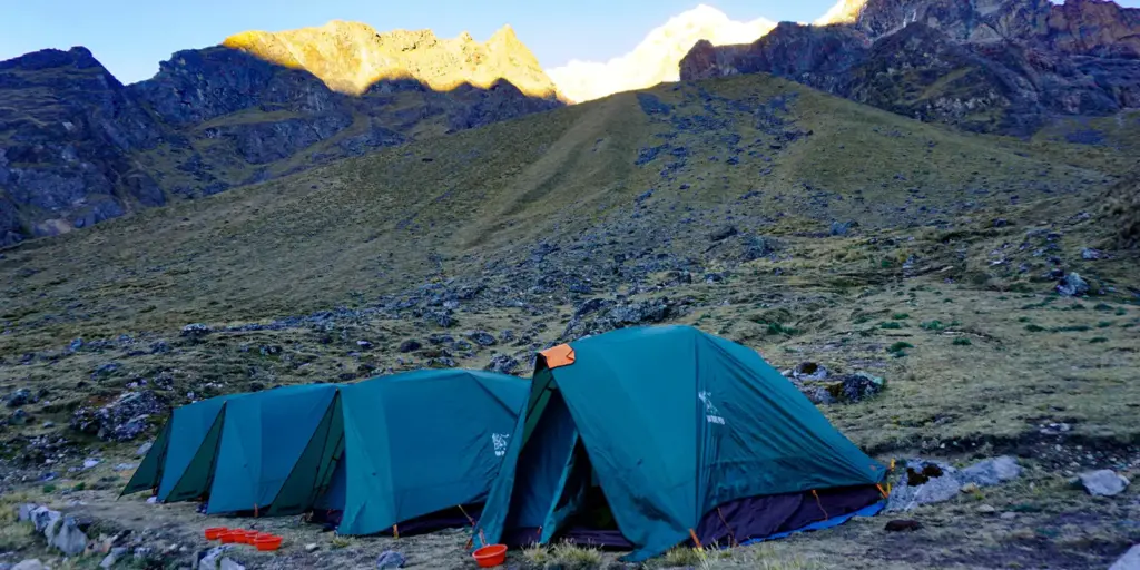 Camping salkantay trek Wilderness