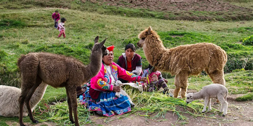 local people tambomachay